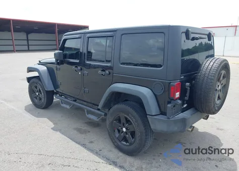 2015 Jeep Wrangler Unlimited Sport z USA, uszkodzony, nr VIN 1C4HJWDG7FL681484